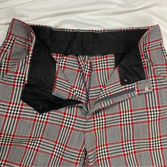 VTG wool blend NL trouser red and grey plaid
Size 38/30 - Picture 3 of 7